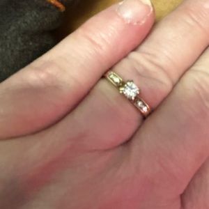 14k yellow gold and diamond ring. Size 8